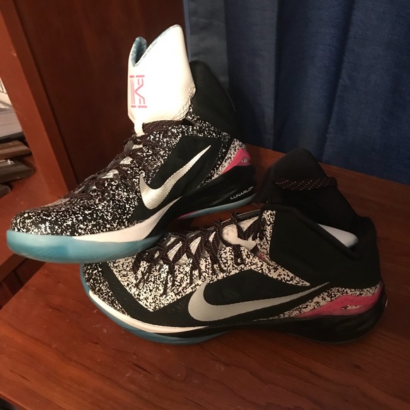 2014 Nike HyperDunk Kyrie PE - Picture 4 of 7